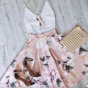 NWT Showpo Whirlwind Midi Floral Skirt